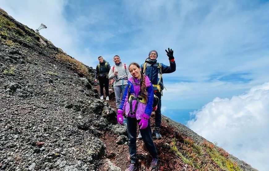Private Climbing Tour to Atitlan Volcano from Lake Atitlan
