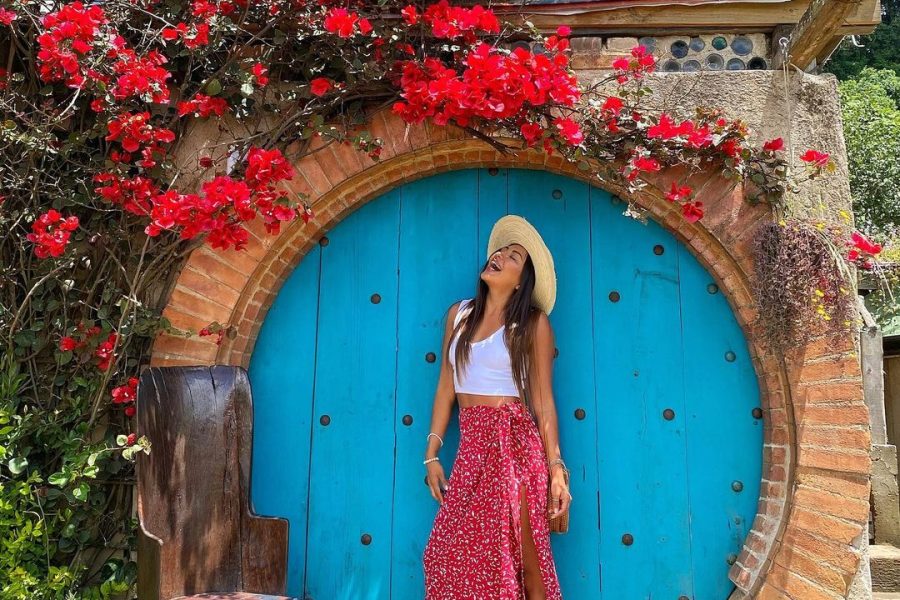 Visit Hobbitenango Themed Park + Antigua Guatemala – Private Tour