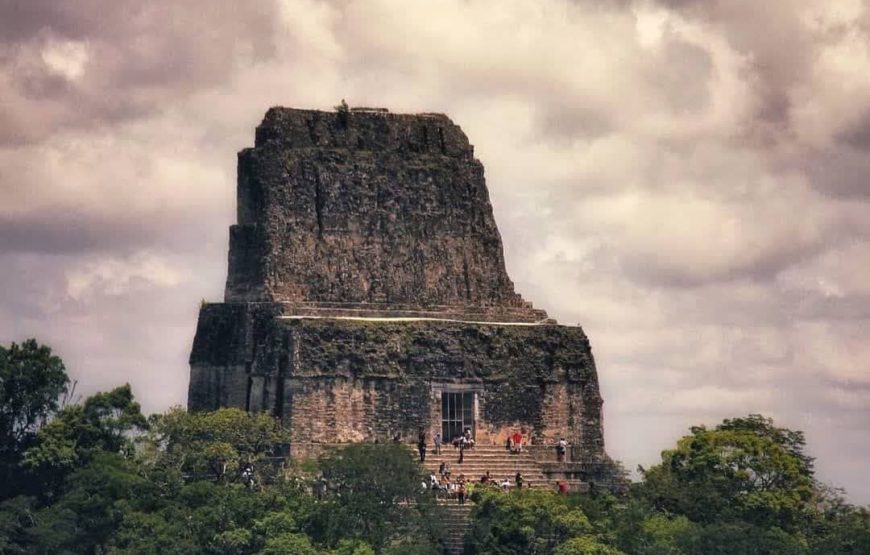 Tikal Shared Experience: Flight + One Day Tour from Antigua – 26325P4