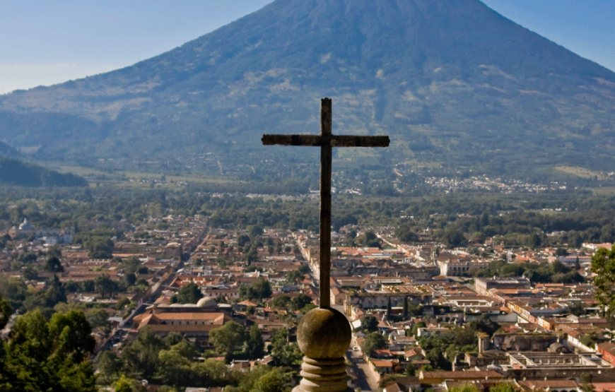 Private Walking Tour in Antigua Guatemala + Coffee Plantation Experience – 26325P86