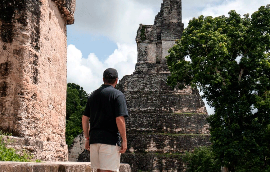 Tikal Shared Experience: Flight + One Day Tour from Antigua