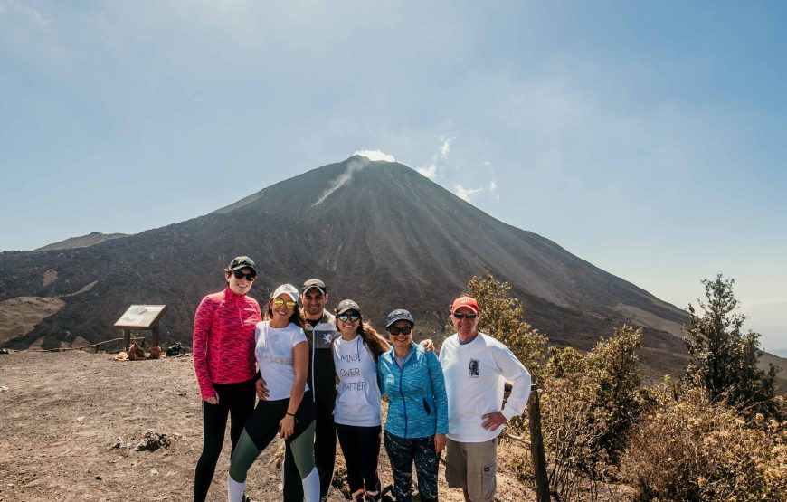 3-Day Tour to the Guatemalan Pacific: Pacaya Volcano,Pizza, Beach