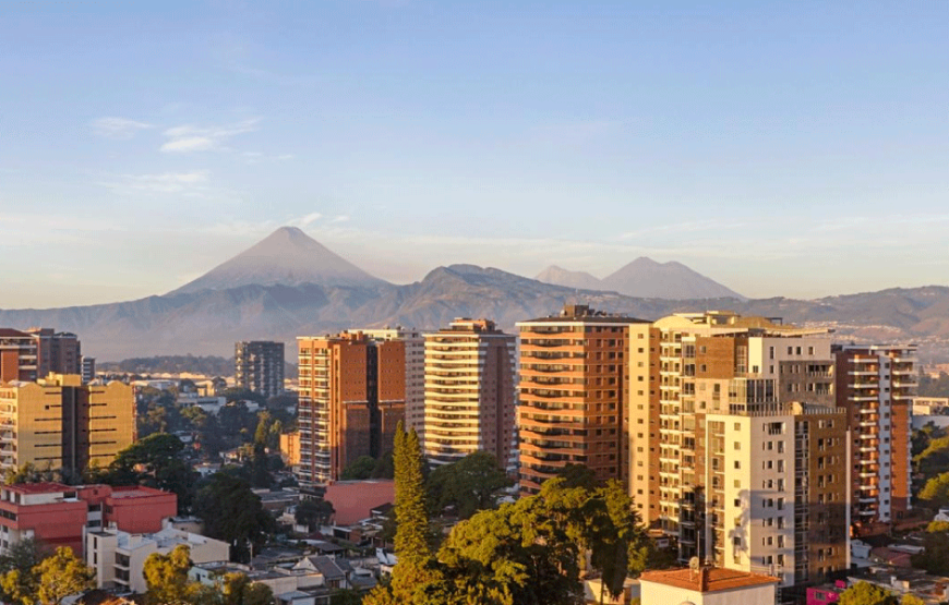 Historic and Cultural Tour of Guatemala City – Panoramic & Walking Experience
