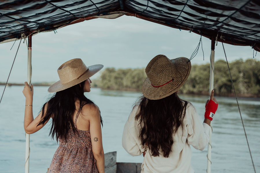 Day Tour Between Mangroves, Fishing & Black Sand Beach Activities + Lunch