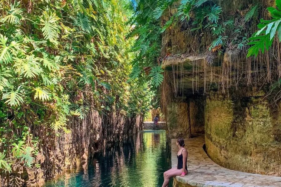 Tour through 3 Haciendas & 2 Cenotes in Merida: The Essence of Yucatan