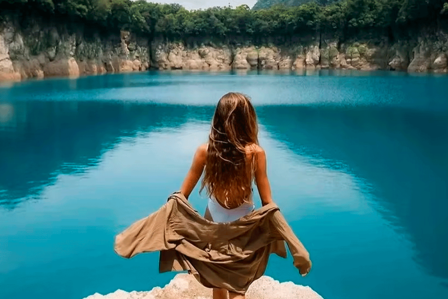 Guatemala 3 Day in between Lagoons, Cenotes and Mountains