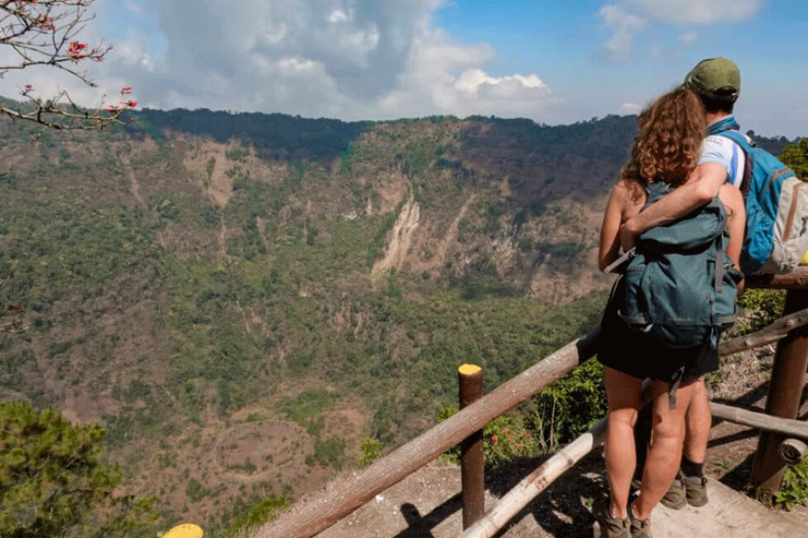 El Boqueron National Park: Discover a Small Crater inside of a Giant Crater – Tour from San Salvador
