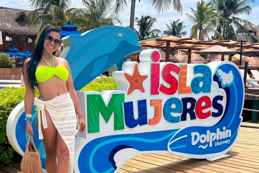 Tropical Bliss: Isla Mujeres & Isla Contoy Getaway in 1 Day