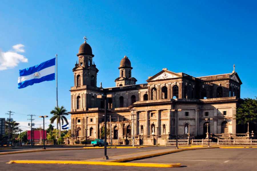 Masaya Volcano and Managua City Half Day Private Historical Tour