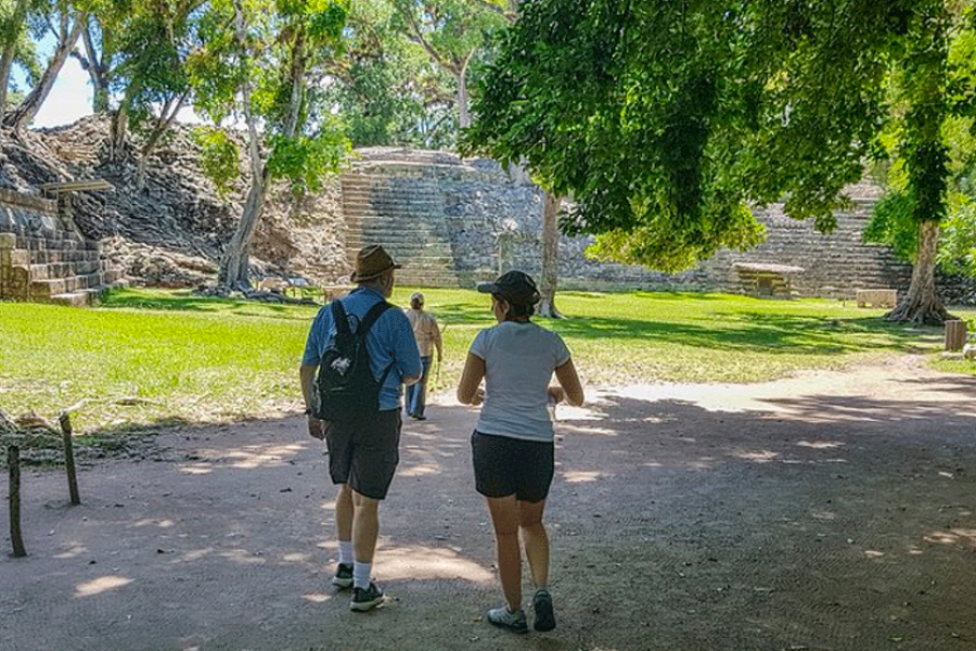 Copan Ruins Shared Tour from Antigua Accommodation Included