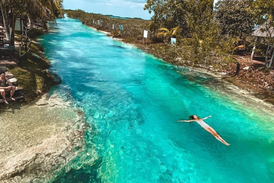 Boat Adventure at 7 Colors Lagoon in Bacalar and Cenotes Visits