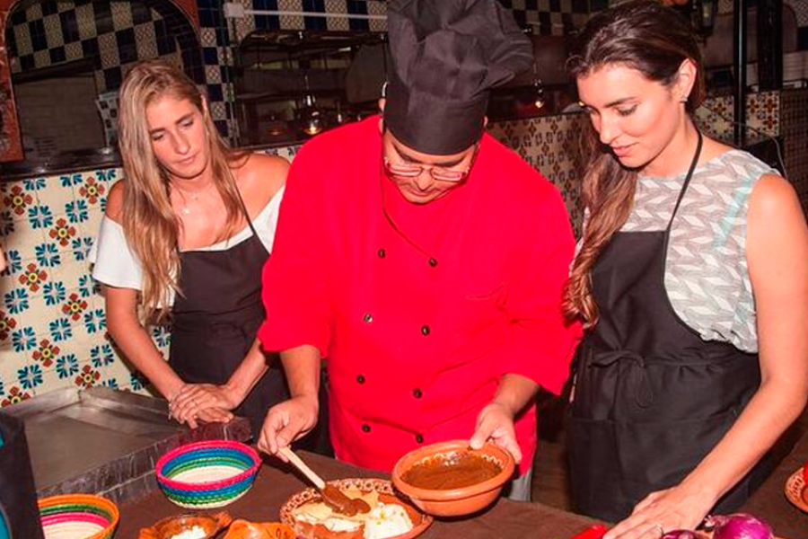 Market-to-Table Mexican Cooking Adventure from Cancun