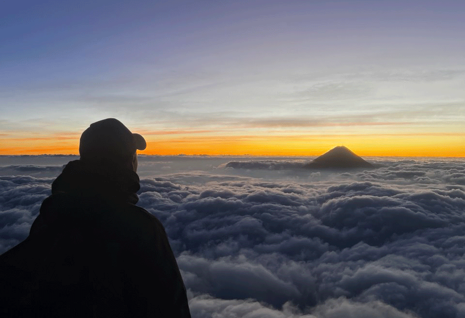 Acatenango y Fuego: Un Reto Desafiante