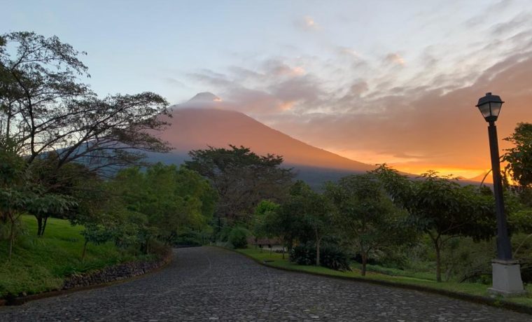 Private Transportation to La Reunion Alotenango from Guatemala City