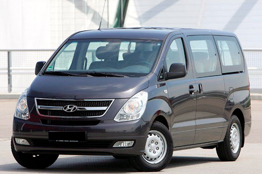 Airport La Aurora to Hotel Casa Santo Domingo – Microbus Hyundai H1
