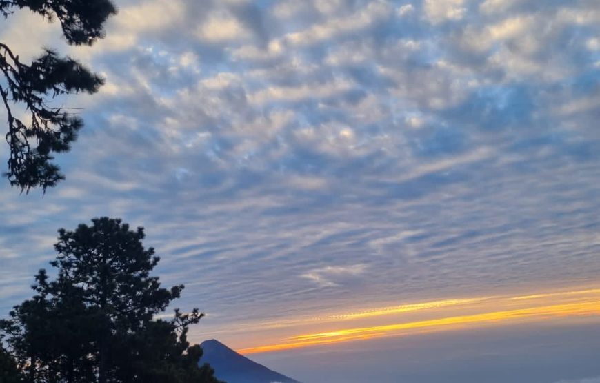 Acatenango Sunset & Eruptions: 4WD Adventure with Meal